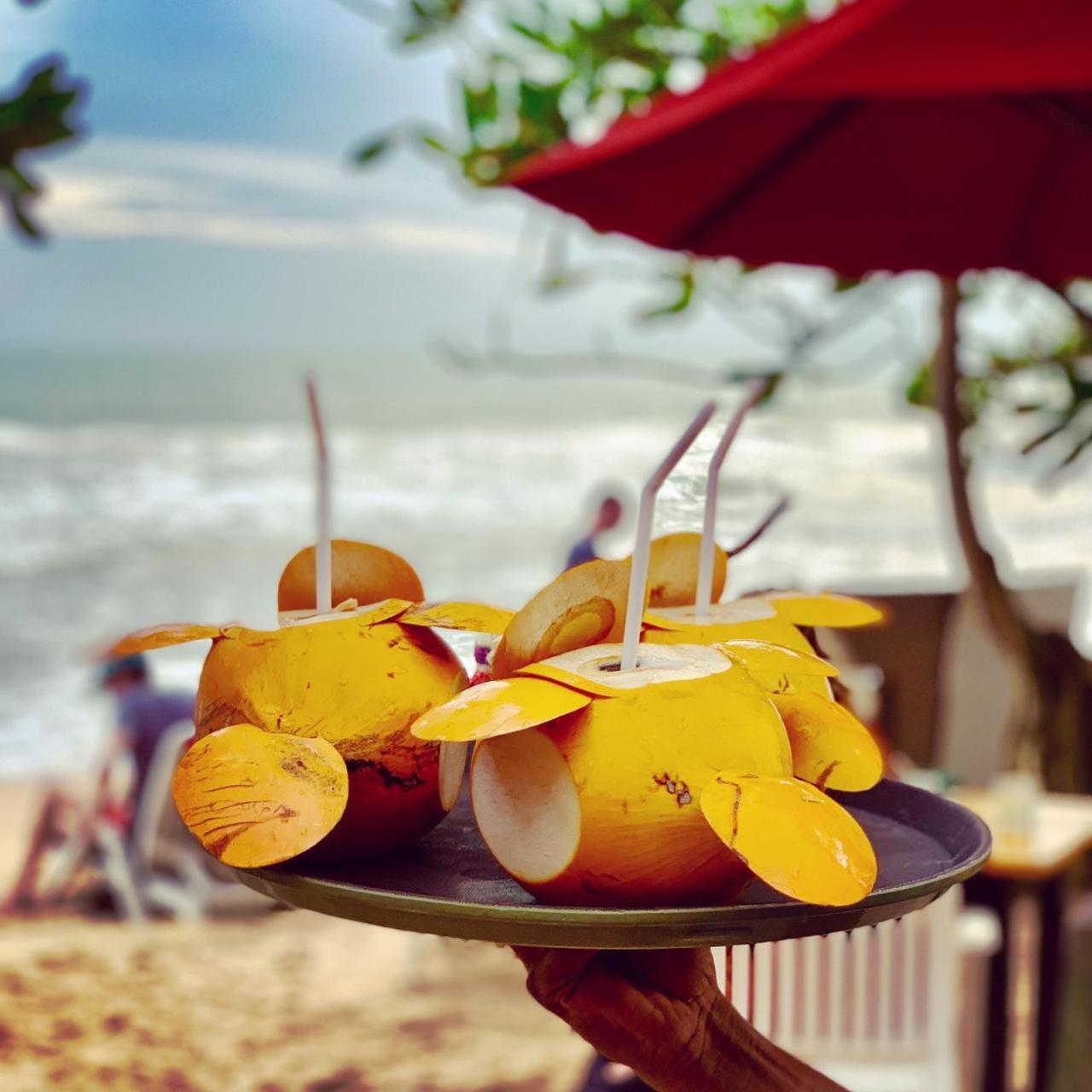 Central Beach Inn Mirissa Ngoại thất bức ảnh
