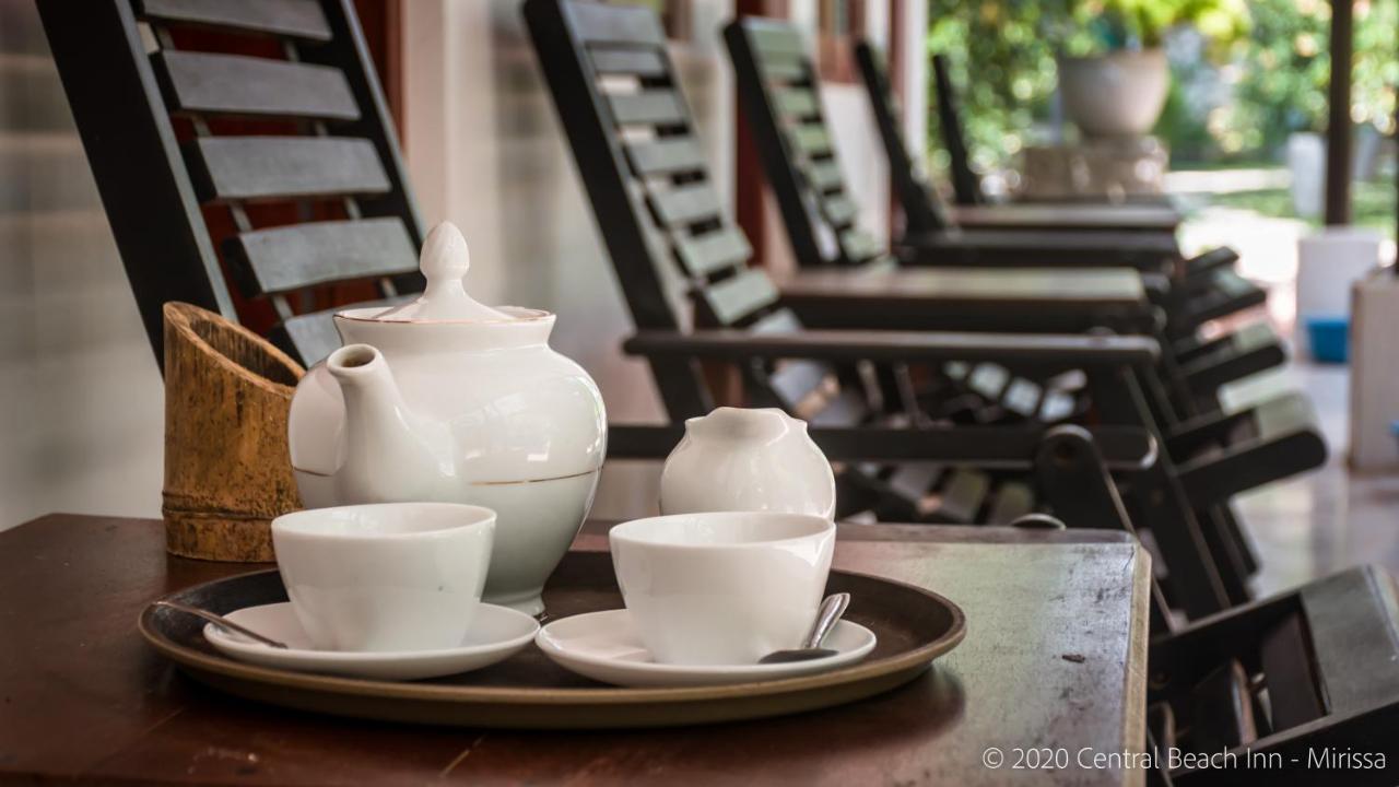Central Beach Inn Mirissa Ngoại thất bức ảnh