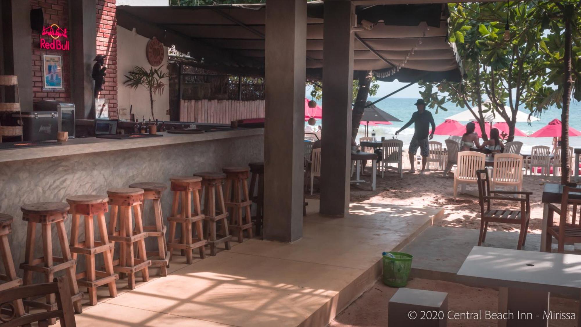 Central Beach Inn Mirissa Ngoại thất bức ảnh