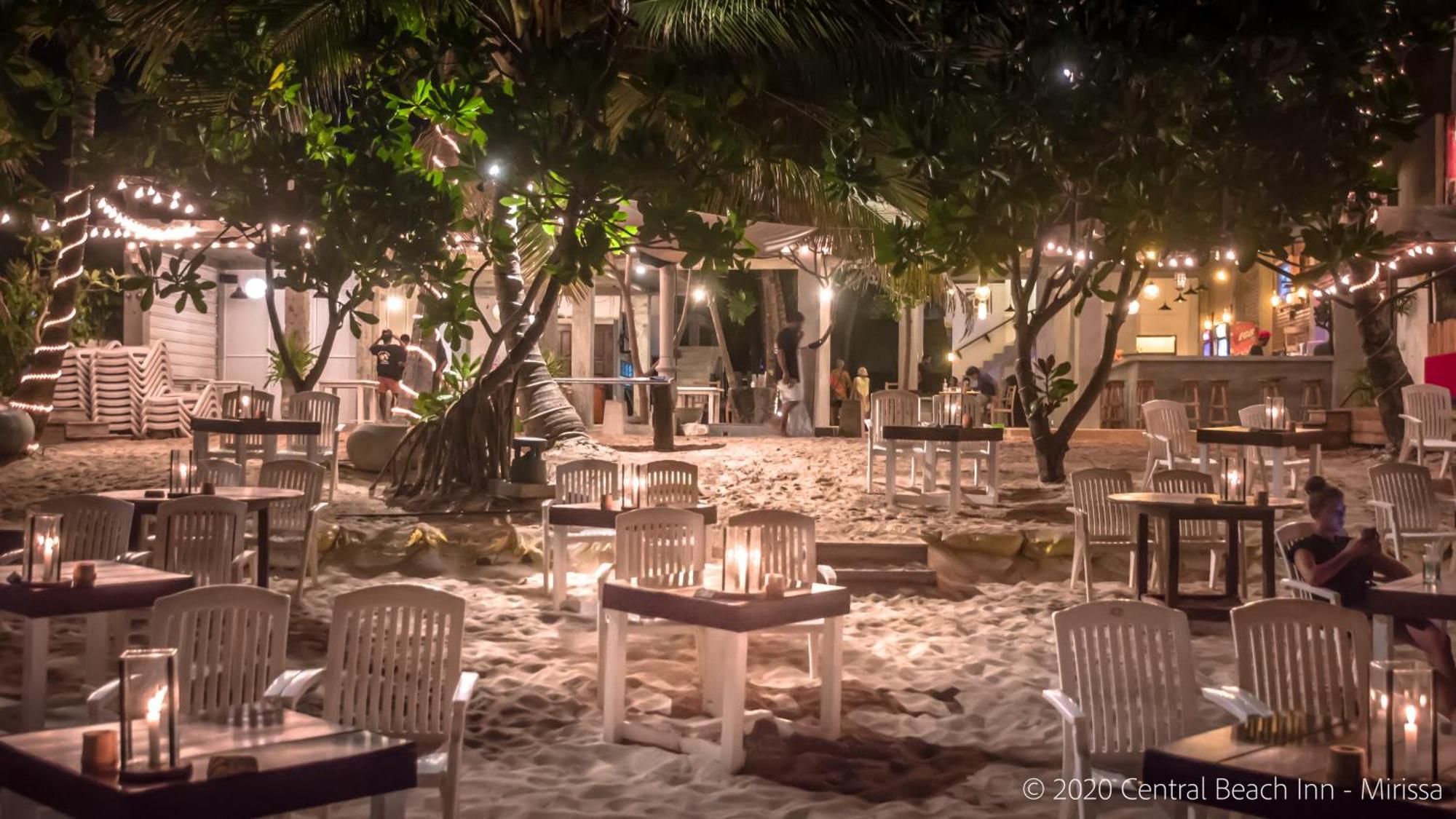 Central Beach Inn Mirissa Ngoại thất bức ảnh