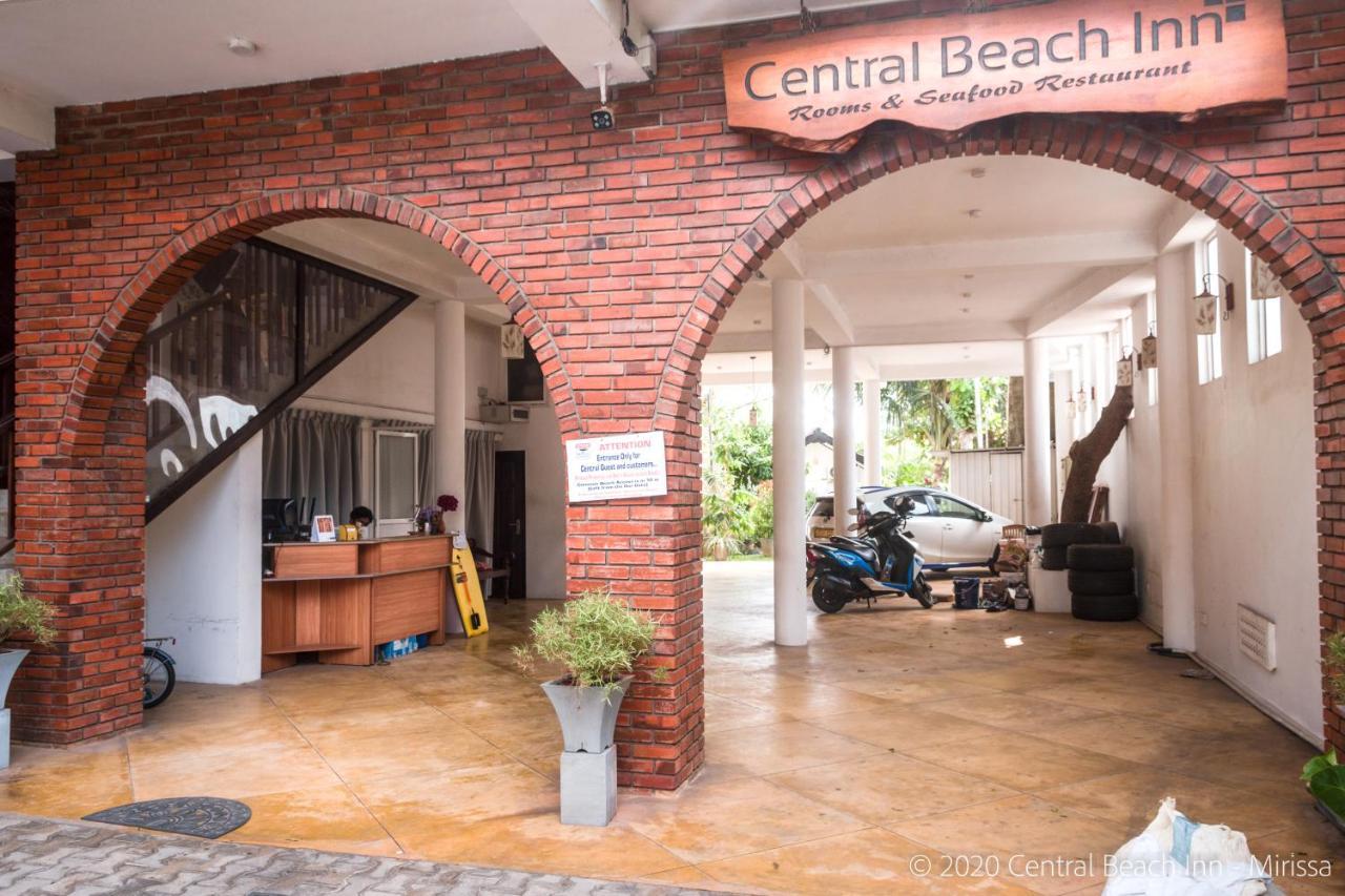 Central Beach Inn Mirissa Ngoại thất bức ảnh