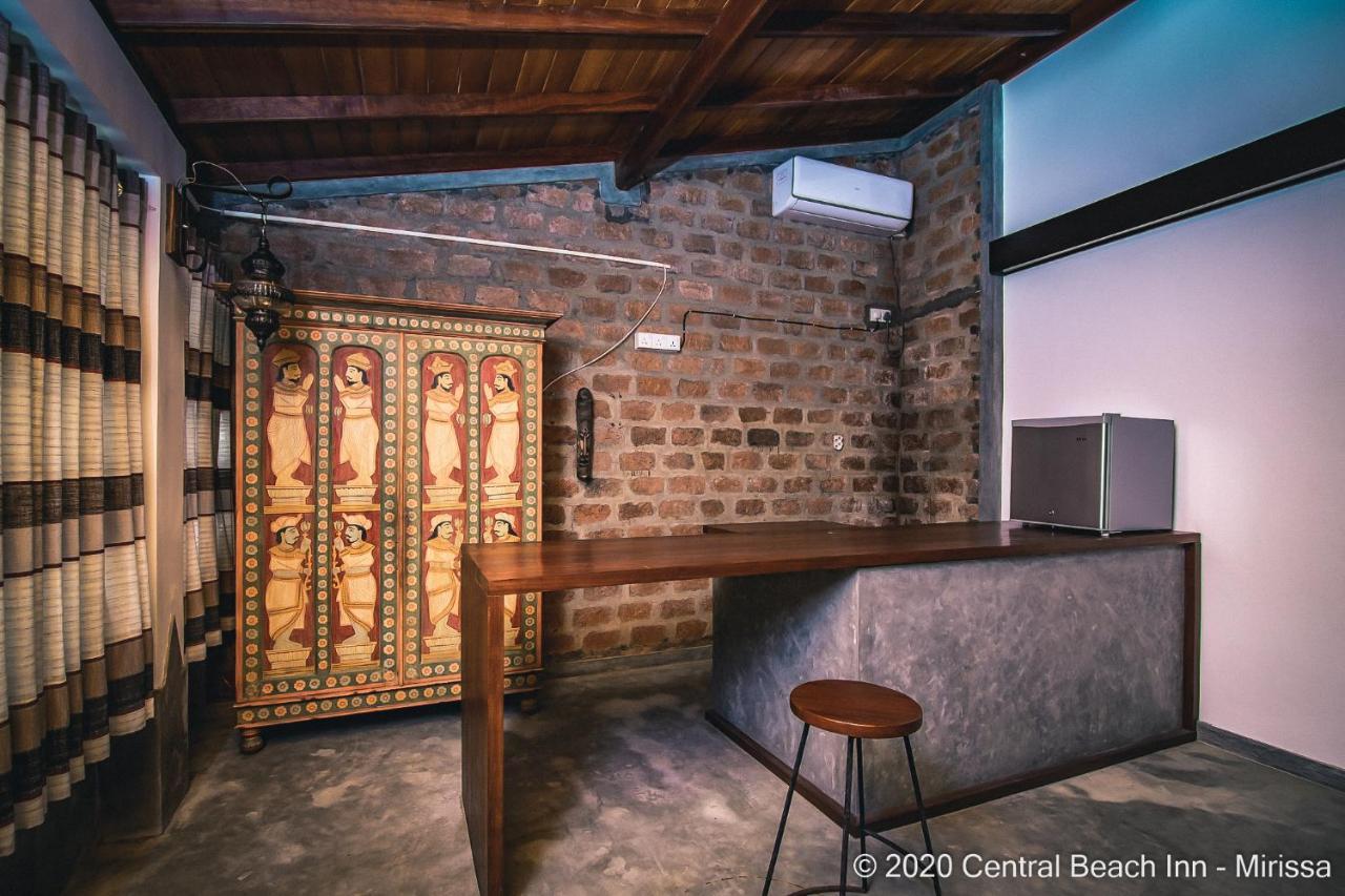 Central Beach Inn Mirissa Ngoại thất bức ảnh